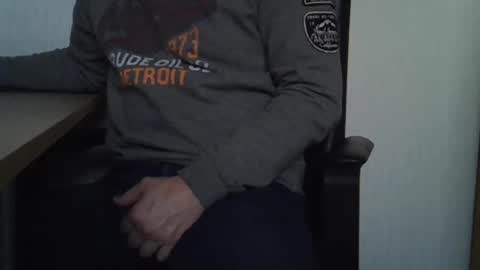 Edwin online show from December 27, 2024, 3:37 pm