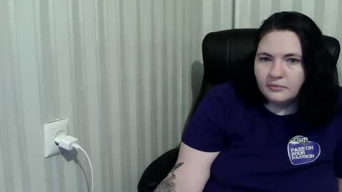 OlyaAndNetty online show from October 29, 2025, 7:48 pm