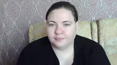 Snapshot of olyaandnetty chatting on June 18, 2026, 5:51 am OlyaAndNetty online show from June 18, 2026, 5:51 am