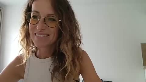 Snapshot of olyra11 chatting on July 24, 2026, 11:41 am olyra11 online show from July 24, 2026, 11:41 am
