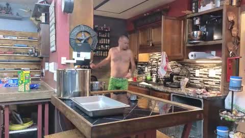 Snapshot of omfgy chatting on November 10, 2025, 7:13 pm Norm online show from November 10, 2025, 7:13 pm