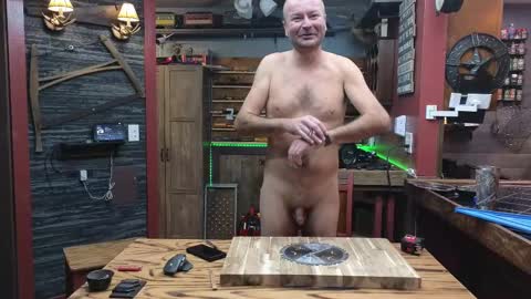 Snapshot of omfgy chatting on November 13, 2025, 9:14 pm Norm online show from November 13, 2025, 9:14 pm