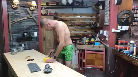 Snapshot of omfgy chatting on November 20, 2025, 7:24 pm Norm online show from November 20, 2025, 7:24 pm