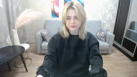 Snapshot of omg_itsperfect chatting on February 1, 2026, 7:56 pm Fina online show from February 1, 2026, 7:56 pm