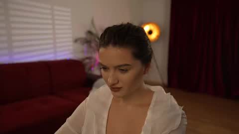 Snapshot of omiliver chatting on February 24, 2025, 7:41 pm    or    online show from February 24, 2025, 7:41 pm