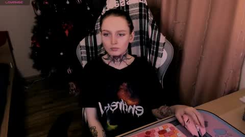 on_yxxx online show from February 20, 2025, 7:41 pm