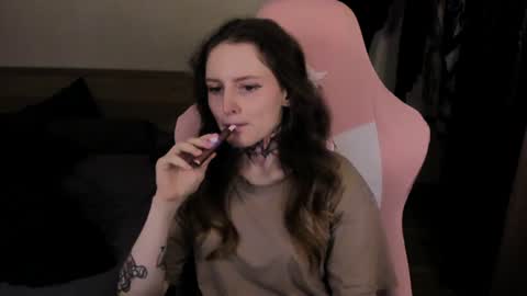 on_yxxx online show from July 5, 2026, 5:53 pm