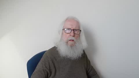 Snapshot of onanister chatting on April 27, 2026, 7:06 am Somewhere over the rainbow online show from April 27, 2026, 7:06 am