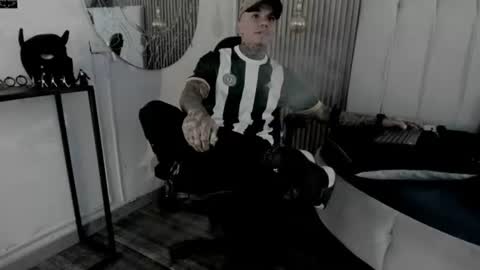     ... online show from June 25, 2026, 7:51 pm