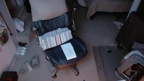 ondoko1234 online show from March 6, 2026, 6:48 pm