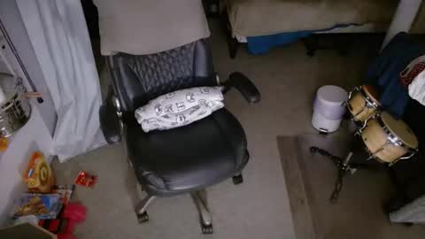 ondoko1234 online show from March 23, 2026, 10:25 pm