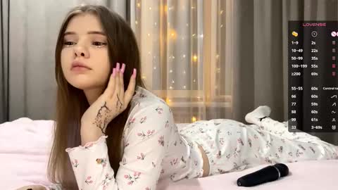 Snapshot of one_more_touch chatting on December 20, 2025, 2:46 pm Eva online show from December 20, 2025, 2:46 pm