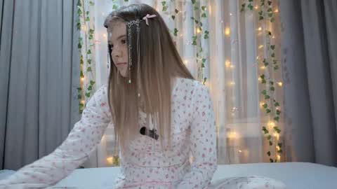 Snapshot of one_more_touch chatting on January 17, 2026, 1:49 pm Eva online show from January 17, 2026, 1:49 pm