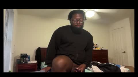 Friday and the Guys  online show from December 1, 2025, 9:42 pm