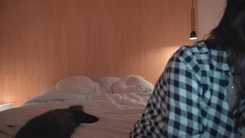 Snapshot of onelittlemermaid chatting on December 16, 2024, 8:37 pm Ariel online show from December 16, 2024, 8:37 pm