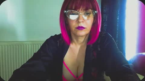 Snapshot of onemoreblonde chatting on June 15, 2026, 11:01 am Nicol online show from June 15, 2026, 11:01 am
