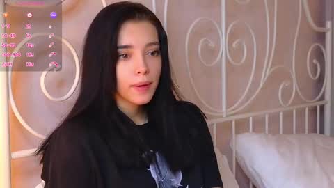 Snapshot of onemoreecall chatting on February 12, 2025, 4:44 pm Lexi online show from February 12, 2025, 4:44 pm