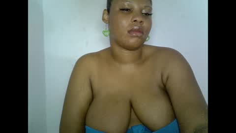 Snapshot of oneofdbestchubbygaloncb chatting on May 7, 2026, 3:12 am oneofdbestchubbygaloncb online show from May 7, 2026, 3:12 am