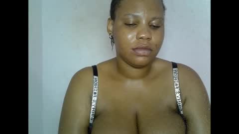 Snapshot of oneofdbestchubbygaloncb chatting on May 30, 2026, 6:32 am oneofdbestchubbygaloncb online show from May 30, 2026, 6:32 am