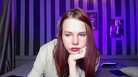 Snapshot of onessandra chatting on October 1, 2025, 5:24 am onessandra online show from October 1, 2025, 5:24 am