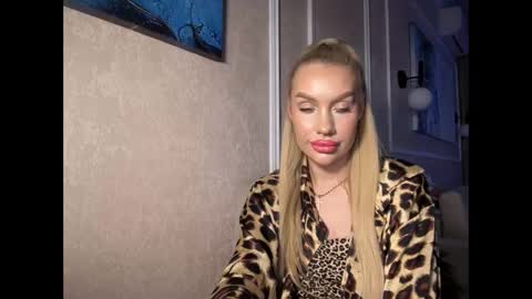 onesweet_baby online show from January 21, 2025, 11:34 pm