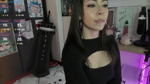 Snapshot of oni_dakotta chatting on November 12, 2025, 4:40 pm oni_dakotta online show from November 12, 2025, 4:40 pm