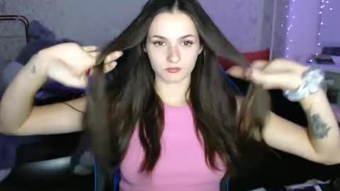 Snapshot of only_ubutterfly chatting on October 28, 2025, 6:21 pm Amalia online show from October 28, 2025, 6:21 pm