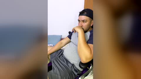 Snapshot of onlyfree_sexx chatting on May 24, 2026, 3:55 am Sebastian online show from May 24, 2026, 3:55 am