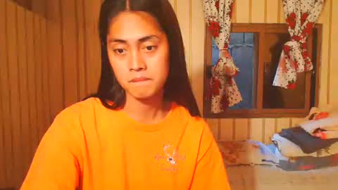 onlyjulia25 online show from November 12, 2025, 2:12 am