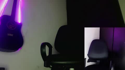 Raven online show from February 21, 2025, 2:17 am