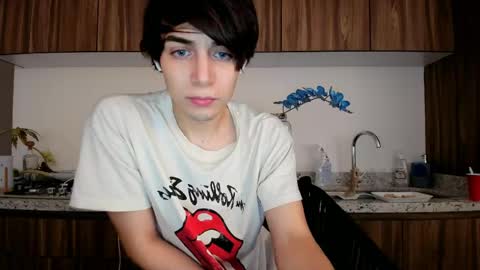 Snapshot of onlysergio chatting on April 28, 2026, 11:54 pm Sergio online show from April 28, 2026, 11:54 pm