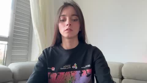 Snapshot of onlysophia chatting on June 4, 2026, 9:54 pm Sophia online show from June 4, 2026, 9:54 pm