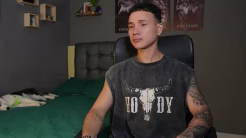 Snapshot of onyx_voss chatting on July 16, 2026, 5:02 am onyx_voss online show from July 16, 2026, 5:02 am