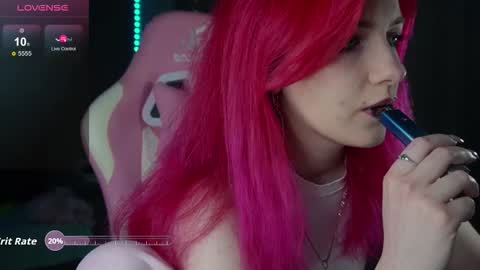 Snapshot of ooliviaa chatting on December 21, 2025, 4:03 pm Hannah online show from December 21, 2025, 4:03 pm