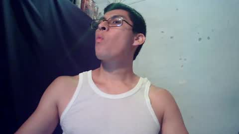 oomaurooo online show from June 27, 2026, 7:35 am