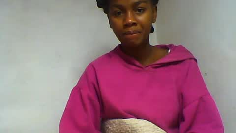 Snapshot of oooorazanasoa chatting on June 14, 2026, 11:07 pm oooorazanasoa online show from June 14, 2026, 11:07 pm