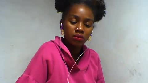 Snapshot of oooorazanasoa chatting on June 29, 2026, 1:45 am oooorazanasoa online show from June 29, 2026, 1:45 am