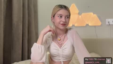 Snapshot of oops_my_english chatting on February 6, 2026, 7:39 pm Nancy online show from February 6, 2026, 7:39 pm