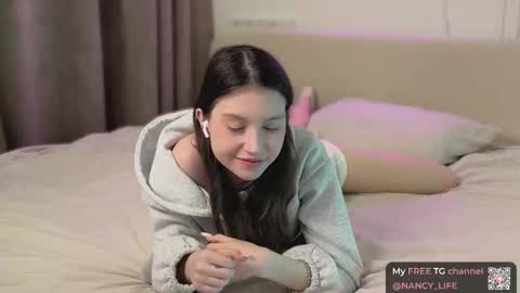 Snapshot of oops_my_english chatting on February 24, 2026, 9:02 pm Nancy online show from February 24, 2026, 9:02 pm