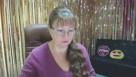 Vanessa online show from September 29, 2025, 5:01 am