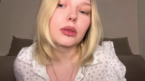 Ophelia online show from April 13, 2026, 11:54 pm