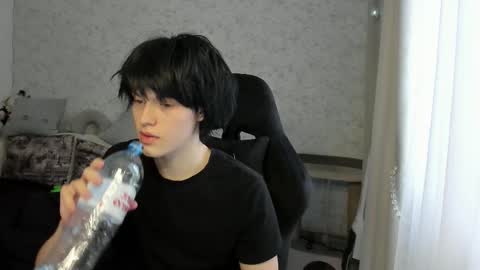 Snapshot of opiunarium chatting on January 14, 2026, 12:11 pm Bella and John online show from January 14, 2026, 12:11 pm