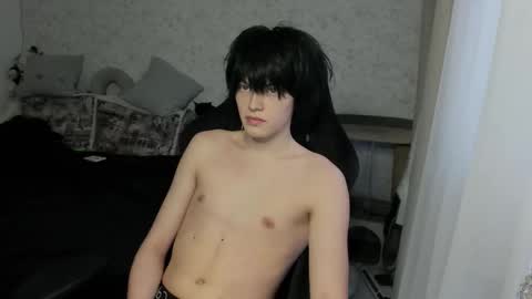 Snapshot of opiunarium chatting on January 15, 2026, 1:26 pm Bella and John online show from January 15, 2026, 1:26 pm