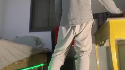 or online show from December 31, 2024, 8:15 am