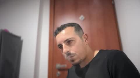 or online show from October 30, 2025, 4:41 pm