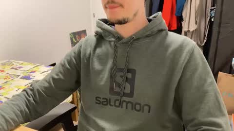 Woody online show from November 22, 2025, 10:31 pm