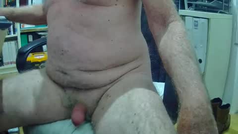 oren online show from January 1, 2025, 9:41 pm