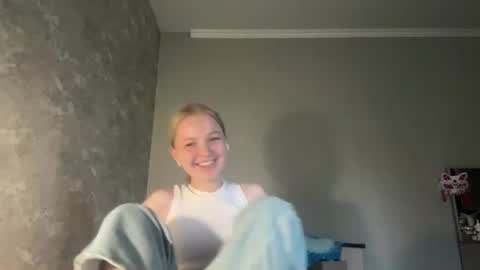 Snapshot of orethaespey chatting on July 20, 2026, 4:31 pm Ariel online show from July 20, 2026, 4:31 pm