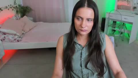 Snapshot of orfeya_one chatting on June 22, 2026, 11:29 am Orfeya online show from June 22, 2026, 11:29 am
