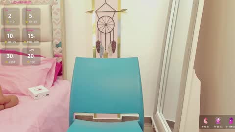 Snapshot of oriana_davis chatting on March 12, 2025, 11:33 pm Oriana online show from March 12, 2025, 11:33 pm